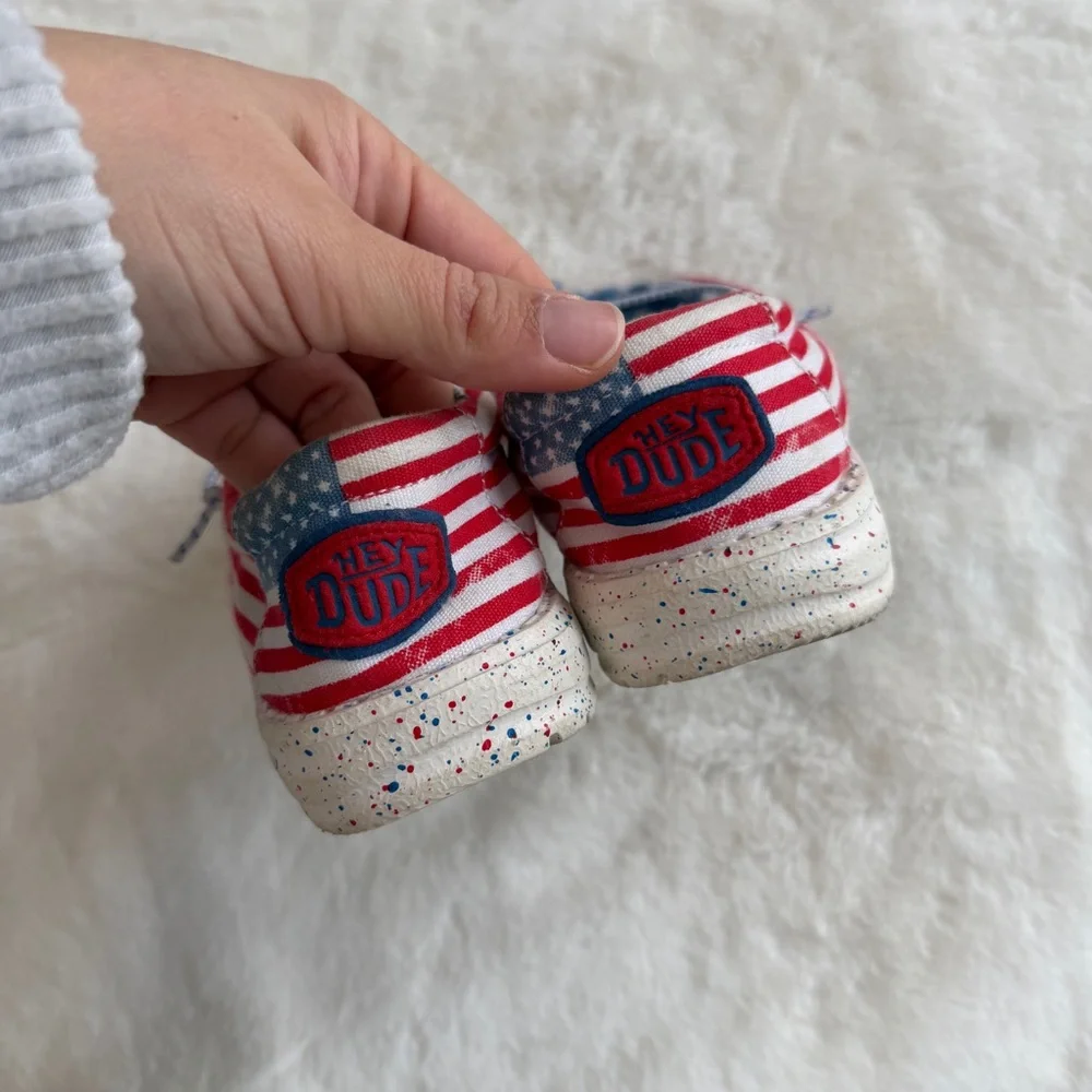 Hey Dude Wally Youth Patriotic Size 11 - Picture 3 of 13